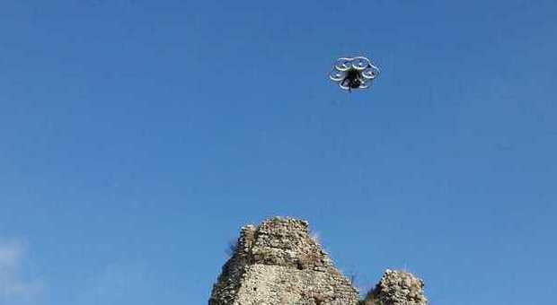 Esperimento nel Sannio, primo volo del drone sulla Cerreto medievale