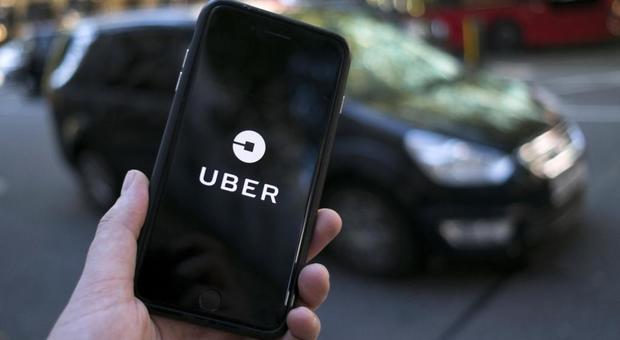 Uber, gli autisti scioperano per 24 ore: ecco dove e perché. «Non abbiamo avuto scelta»