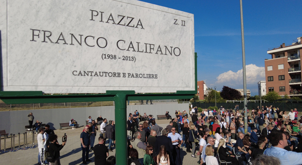 Roma, intitolata piazza a Franco Califano. Gualtieri: «Lo meritava»