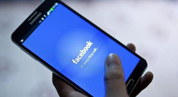 Facebook e Instagram: stop alla vendita di armi da fuoco, ma solo tra privati