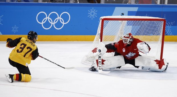 L'hockey diventa sonoro: così anche i non vedenti sfrecciano sul ghiaccio