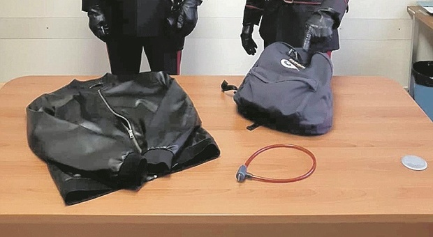 Fermo, truffe, furti, droga e guida spericolata: notte calda dei carabinieri con arresti, denunce e multe