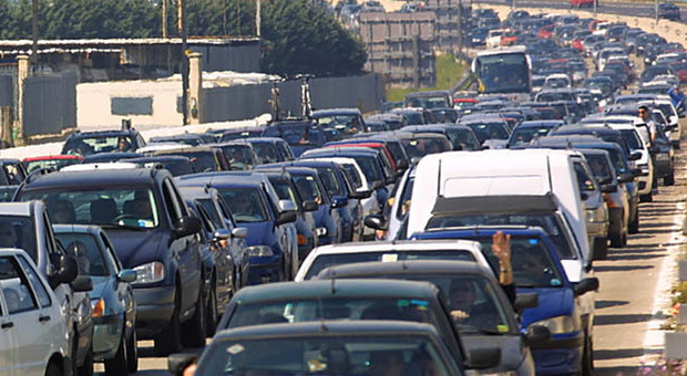 Autostrada Bari-Lecce, Emilano al governo: «Si finanzi il progetto». L'opera: 6 corsie per la Statale 16