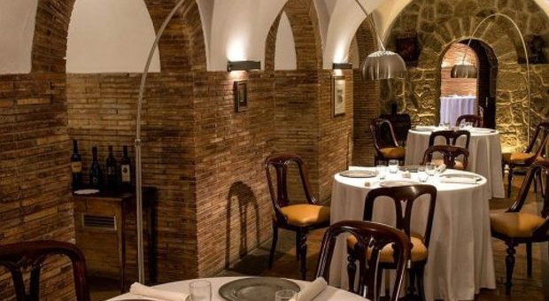 Monte due Torri Gourmet, dalle ricette di Apicio ai prodotti del Lazio: la cena è nella cisterna romana