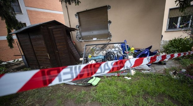 Roma, rapinatore 16enne ferito: disposta vigilanza h24 per il proprietario di casa