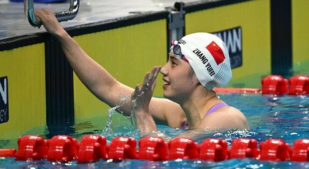 Nuoto, quattro ori per la Cina ai Giochi Asiatici: Zhang Yufei vince i 100 farfalla e firma il terzo miglior tempo di sempre