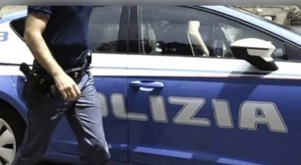 Napoli, evade dai domiciliari e minaccia l'ex: arrestato