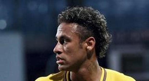 Gol e assist, Neymar incanta la Francia