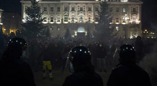 La protesta a Trieste (foto Aiello)