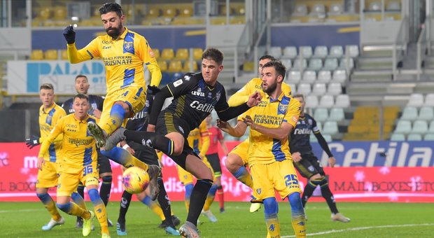 Frosinone, addio amaro in Coppa Ko a Parma, fatale un rigore