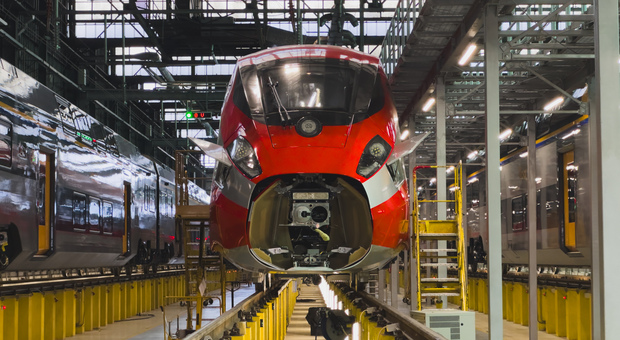 Frecciarossa 1000, la fabbrica di Pistoia dove nasce il nuovo treno di Hitachi Rail