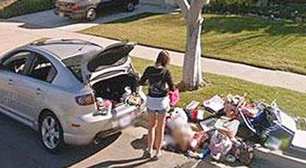 Google Street View fa un'altra vittima: online la foto di una ragazza cacciata di casa