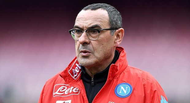 Napoli, Sarri: «Non firmo per il 2° posto. Maradona mi ha commosso: è il calcio»