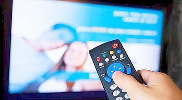 Digitale terrestre, nuovo switch-off in Finanziaria: 9 televisori su 10 sono da cambiare