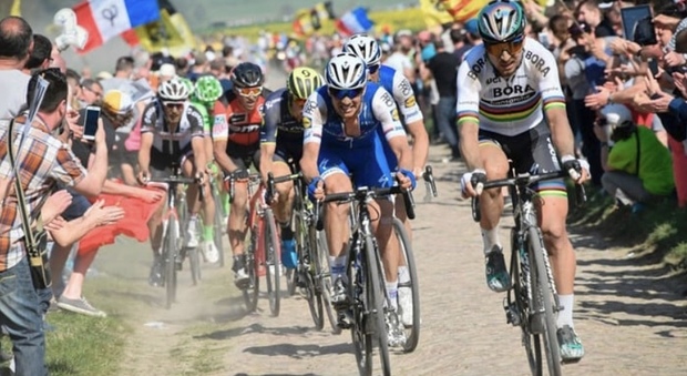 Torna l’inferno della Parigi-Roubaix, Sagan pronto a difendere il titolo. Moscon e Trentin gli italiani migliori