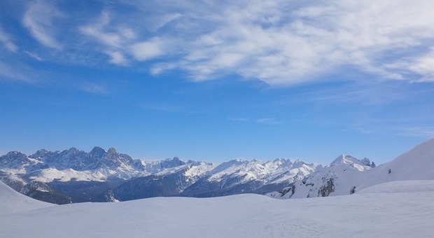 Sulle Dolomiti è già pieno inverno: caduta tanta neve e ne arriverà ancora (Foto di Ernst-Hermann Richter da Pixabay)