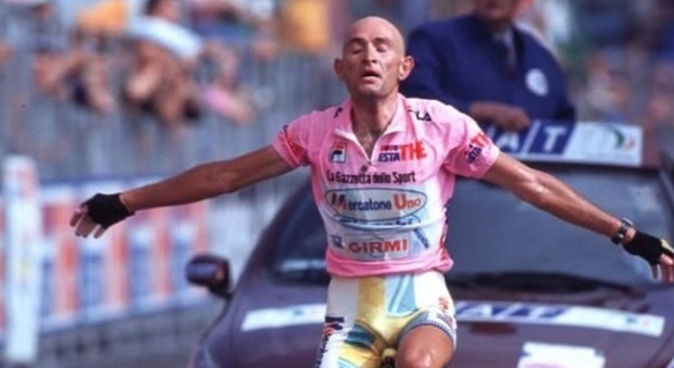 Giro d'Italia, su RaiSport Classic un mese di grandi imprese del passato