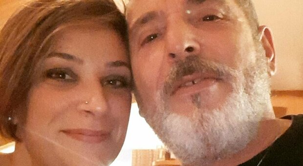Annalisa Rizzo e Vincenzo Carnicelli, chi sono i coniugi trovati morti ad Agropoli: lei impiegata, lui pizzaiolo. L'ultima foto insieme