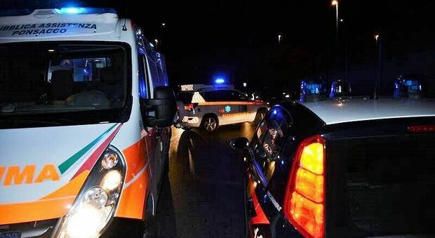 Mezzi di soccorso e carabinieri ieri sono intervenuti a Piane di Montegiorgio