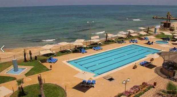 Striscia di Gaza, apre resort di lusso per rilanciare il turismo nel litorale