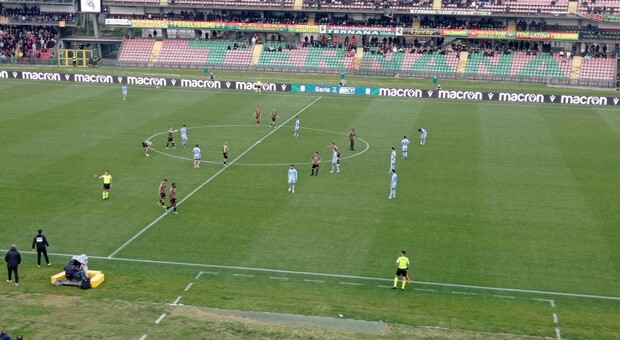 La Ternana batte il Pisa con le reti di Favilli e Falletti che torna finalmente al gol