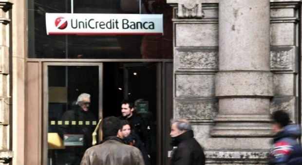 Banche, il monito della First Cisl Campania: «Unicredit non depotenzi gli sportelli al Sud»