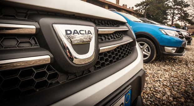 Lo stemma Dacia