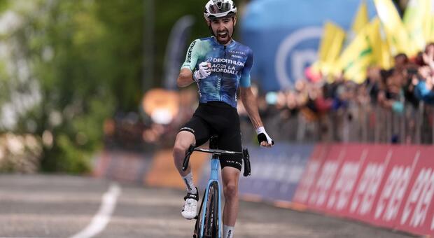 Paret Peintre Valentin (Team Decathlon Ag2R La Mondiale) the winner during the stage 10 of the Giro d'Italia from Pompei to Cusano Mutri (Bocca della Selva) Italy , Tuesday, May 14, 2024 - Sport, Cycling (Photo by Massimo Paolone/Lapresse)