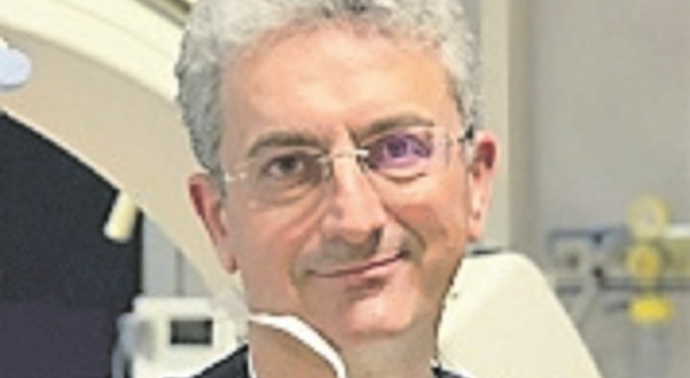 Medico cardiologo arrestato a Napoli, Giuseppe De Martino resta ai domiciliari