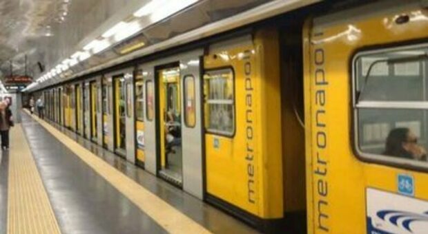 Metro Linea 1, scale mobili e ascensori sostituiti entro l'inizio del 2023