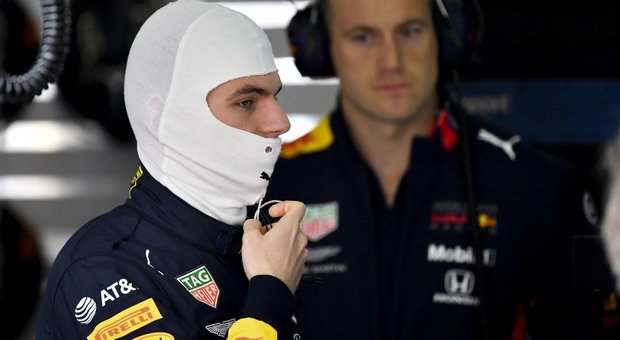 Formula 1, Verstappen polemico con Vettel: «Superato nel giro di lancio, me lo ricorderò»