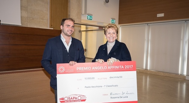 Il vincitore Paolo Vecchione e Rosanna De Lucia