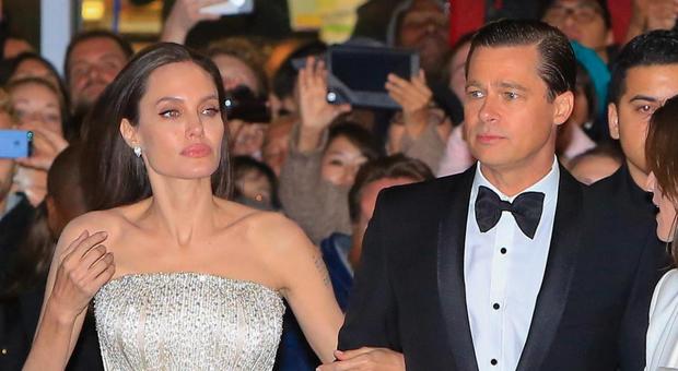 Angelina Jolie e Brad Pitt di nuovo insieme? L'indiscrezione: «Lei lo rivuole»