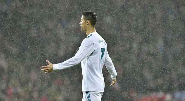 Real Madrid, una pioggia di critiche