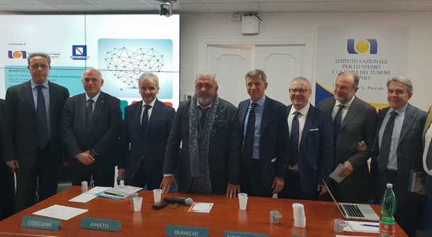 Manager e operatori degli istituti di ricerca sui tumori del Sud riuniti a Napoli