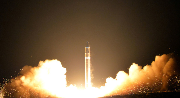 Il missile nordcoreano Hwasong-15