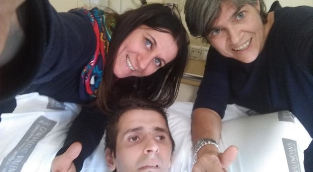 Ferito durante la vacanza in Spagna: Alessio torna a casa dopo sedici mesi