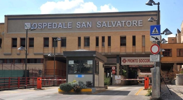 Ospedale San Salvatore: sempre meno parti