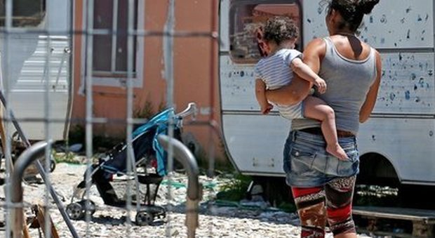 Bergamo, dichiarano redditi bassi ma in realtà sono milionari: sequestrato il tesoro dei rom