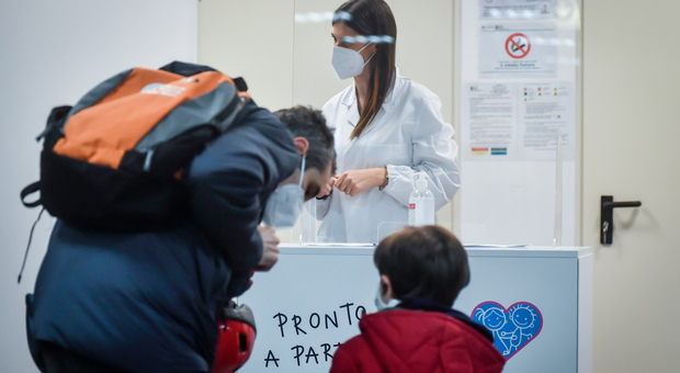 Puglia, firmato protocollo tra Regione e pediatri per vaccini ai bambini