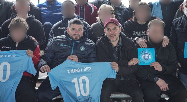 Napoli United, Maradona junior e i calciatori tra i ragazzi di Nisida