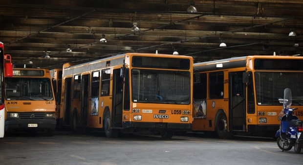 Napoli. Autobus, treni e taxi: un'altra settimana nera per la mobilità