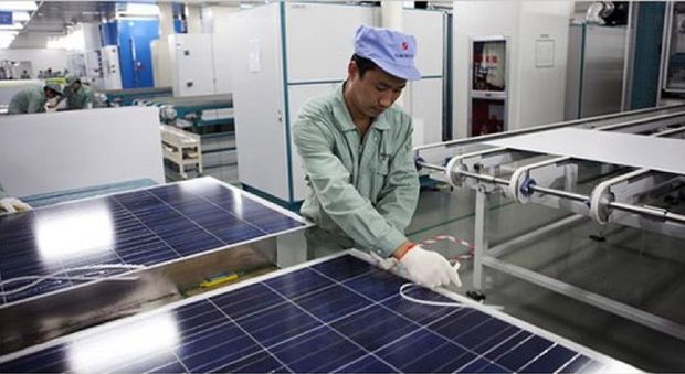 Cina, Bruxelles conferma i dazi su import pannelli solari