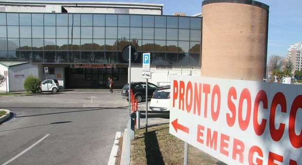 Terni, Gianluca morì dopo un intervento al ginocchio: ortopedico deve risarcire 870mila euro all'azienda ospedaliera