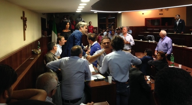 Torre del Greco, ecco i 24 consiglieri comunali eletti con Palomba sindaco