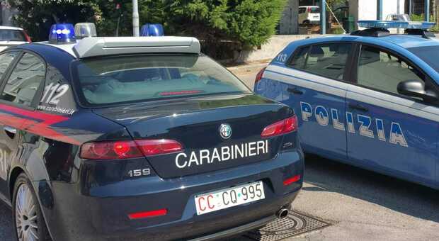 Manovre spericolate con l'auto, 70enne salernitano bloccato ad Avellino