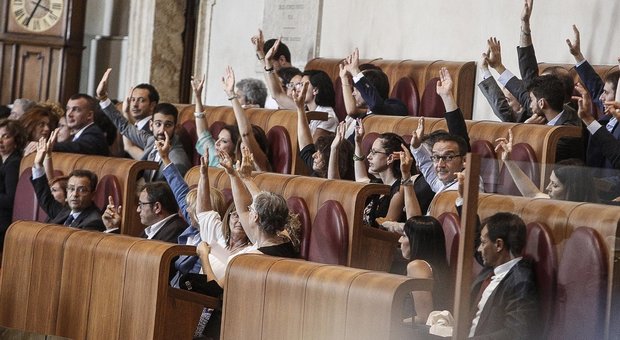 Roma, assenti e presenti: on line il “registro” dei consiglieri capitolini