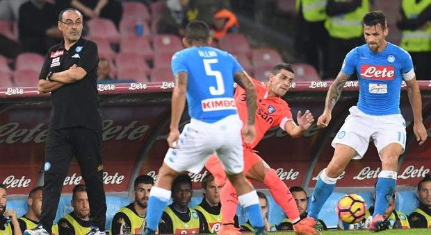 Napoli, Sarri: «Bene anche senza centravanti, contro la Juve senza paura»