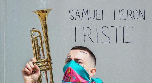 Samuel Heron, fuori oggi il nuovo album di inediti "Triste"