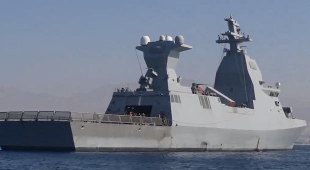Israele, il nuovo sistema di difesa aerea navale C-Dome abbatte un missile nel mar Rosso: ecco come funziona
